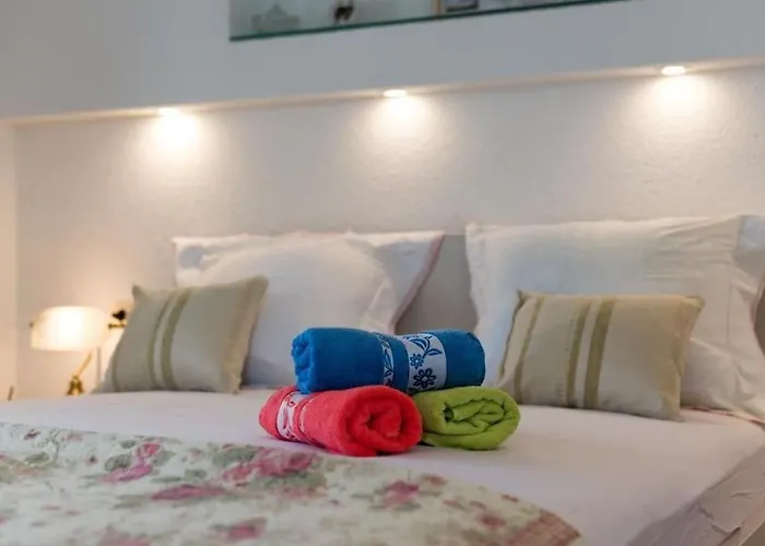 In Arbanija With Sea View, Balcony, Air Conditioning, Wifi 5138-1 公寓