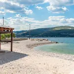 Apartamento In Arbanija With Sea View, Balcony, Air Conditioning, Wifi 5138-1 Trogir